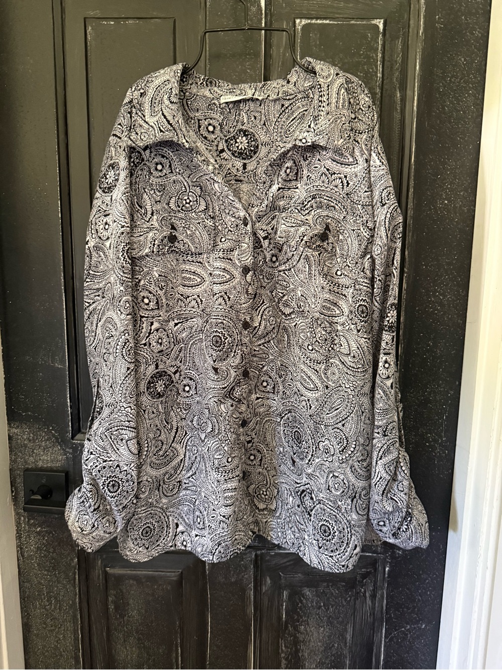 Printed Paisley Button-Up Shirt - Black & White